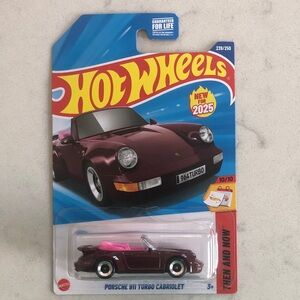 Mattel Hot Wheels Porsche 911 Turbo Cabriolet - Dark Red